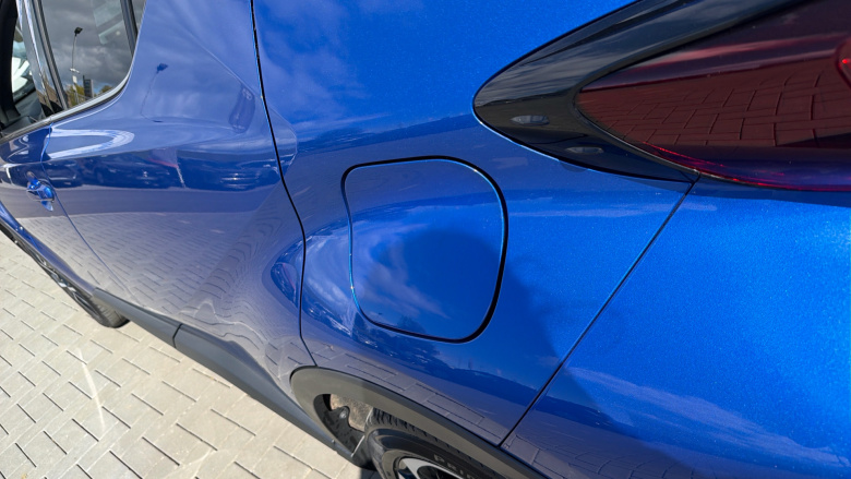 Toyota C-HR 1.8 Hybrid Design 5dr CVT Hybrid Hatchback